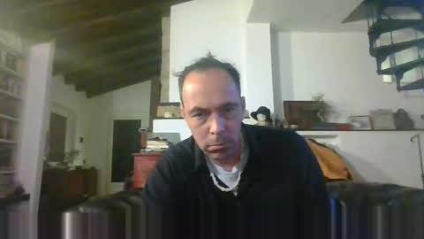 Snapshot of 27lv27 chatting on March 2025 10:41:02 PM 27lv27 online show from March 2025 10:41:02 PM