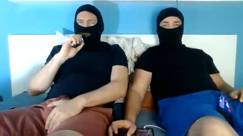2frenchfriends online show from June 2026 09:19:01 PM