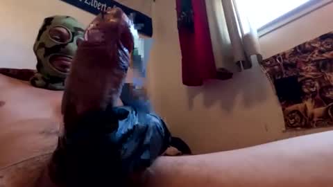 Snapshot of 2handfulsforyou chatting on December 2024 09:24:01 PM 2Handfulsforyou online show from December 2024 09:24:01 PM