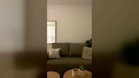 Snapshot of 2littlefox chatting on April 2026 02:17:01 AM 2littlefox online show from April 2026 02:17:01 AM