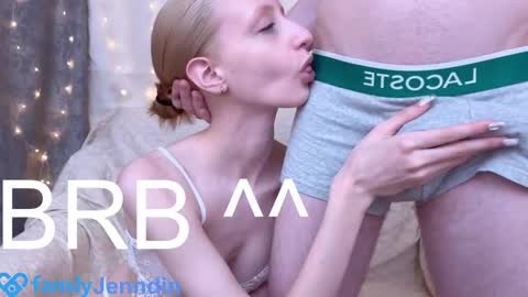 Snapshot of 2nc_ chatting on December 2024 06:03:02 AM Eleot online show from December 2024 06:03:02 AM