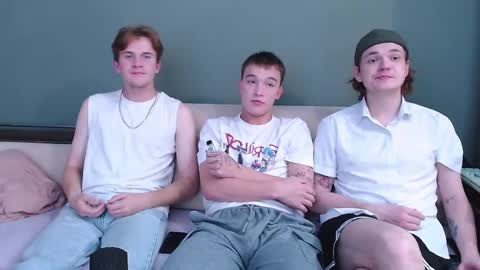 Snapshot of 2nc_ chatting on September 2025 08:17:01 AM Eleot online show from September 2025 08:17:01 AM