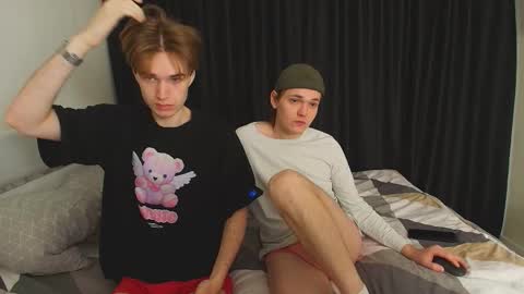 Snapshot of 2nc_ chatting on October 2025 09:21:01 AM Eleot online show from October 2025 09:21:01 AM