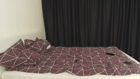 Snapshot of 2nc_ chatting on October 2025 02:40:02 PM Eleot online show from October 2025 02:40:02 PM