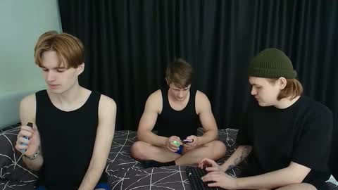 Snapshot of 2nc_ chatting on October 2025 08:33:01 AM Eleot online show from October 2025 08:33:01 AM