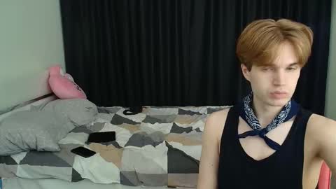 Snapshot of 2nc_ chatting on October 2025 05:03:01 PM Eleot online show from October 2025 05:03:01 PM