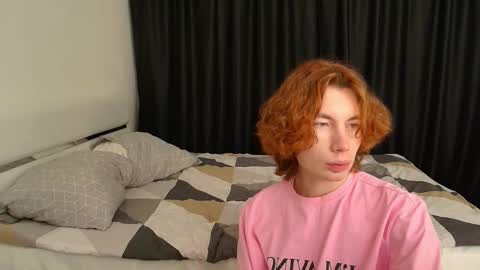 Snapshot of 2nc_ chatting on November 2025 03:35:01 PM Eleot online show from November 2025 03:35:01 PM