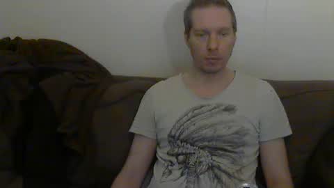 2small4you83 online show from January 2026 11:21:02 PM