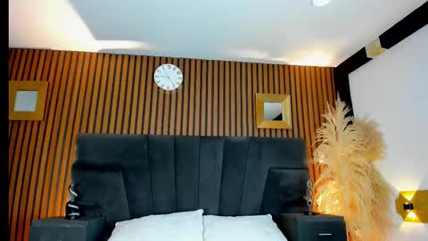 3X NAXAA online show from January 2026 01:48:02 PM