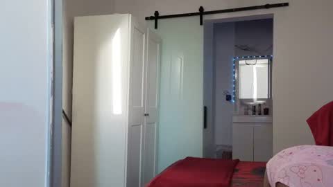 Sexy-Gujju online show from August 2026 06:23:01 AM