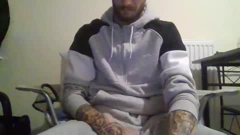 420feetloverr420 online show from October 2025 12:24:02 AM