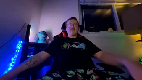 Snapshot of 420jizzva chatting on January 2025 02:14:01 AM Daddythickdick420 online show from January 2025 02:14:01 AM