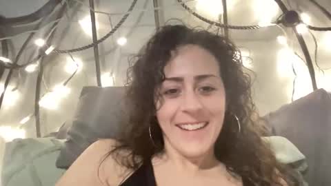 Snapshot of 420kc_couple chatting on February 2026 02:29:01 AM KC420Couple online show from February 2026 02:29:01 AM