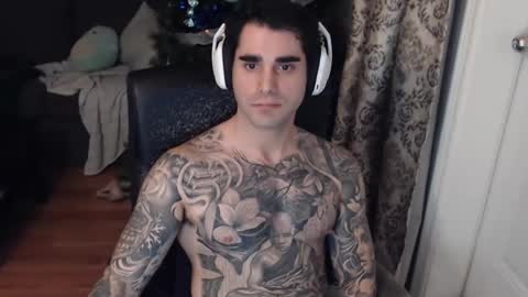 Snapshot of 420randomguy chatting on December 2024 11:29:01 PM Anomander Rake online show from December 2024 11:29:01 PM