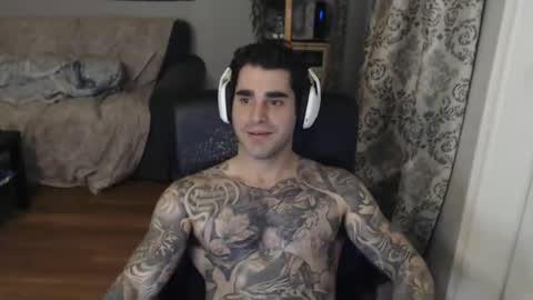 Snapshot of 420randomguy chatting on December 2025 01:44:02 AM Anomander Rake online show from December 2025 01:44:02 AM