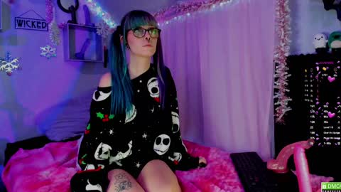 Mo online show from December 2024 09:00:01 AM