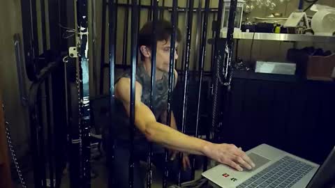 4u2keeplockedup online show from October 2025 06:45:01 AM