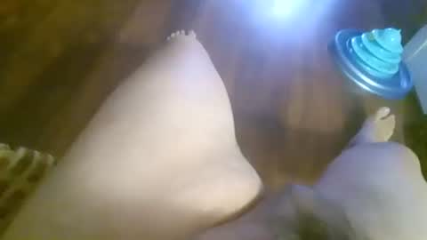 Snapshot of 5tone_bon3 chatting on January 2025 11:58:02 PM 5tone_bon3 online show from January 2025 11:58:02 PM