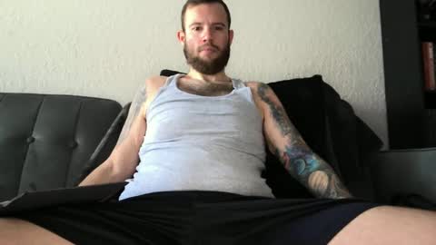 Snapshot of 662am chatting on January 2025 05:55:02 PM the662am online show from January 2025 05:55:02 PM