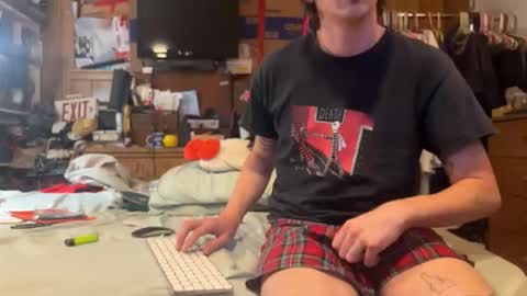 FUCKR online show from May 2026 10:27:02 PM