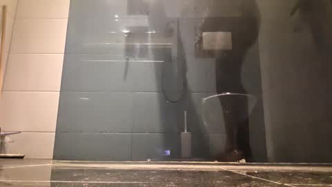 Mike69 online show from May 2026 01:27:01 PM