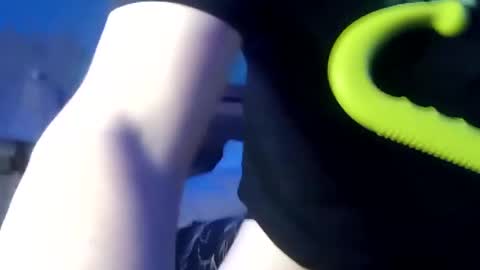 UnrealReVeaL   is my SnapChat... HMU online show from December 2024 03:11:02 PM