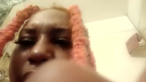 Super Freaky Girl online show from April 2026 09:30:01 AM