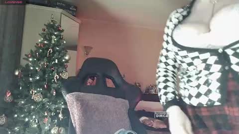 6_dream_9 online show from May 2026 08:04:02 PM