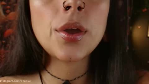 B R I E L A  online show from March 2026 05:08:01 PM