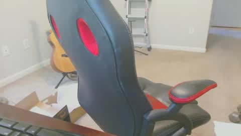 Snapshot of 6stringer62 chatting on March 2025 05:25:01 PM 6stringer62 online show from March 2025 05:25:01 PM