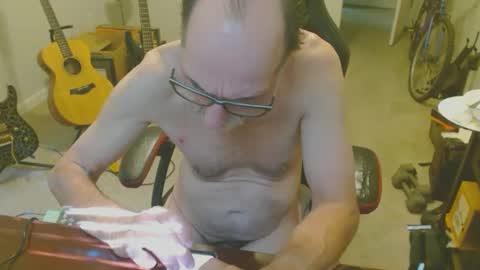 Snapshot of 6stringer62 chatting on September 2025 06:13:02 PM 6stringer62 online show from September 2025 06:13:02 PM