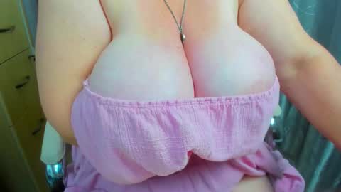 Brendi online show from November 2025 02:56:01 PM