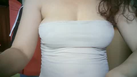 Lilu online show from May 2026 10:22:02 AM