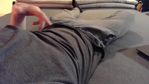 87johnny online show from December 2024 05:45:02 PM