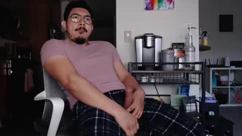 Snapshot of 8888_5555 chatting on December 2025 03:40:02 PM Antonio online show from December 2025 03:40:02 PM