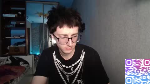 Snapshot of 8_goat chatting on November 2025 04:35:01 PM Phillip online show from November 2025 04:35:01 PM