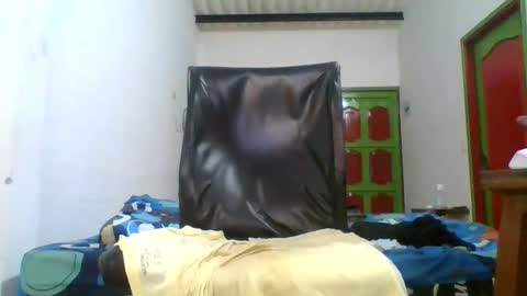 Snapshot of 8inchesedge chatting on March 2026 07:16:02 AM 8inchesedge online show from March 2026 07:16:02 AM