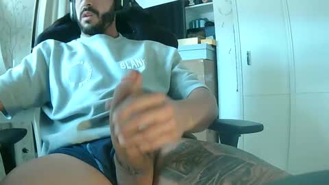 Snapshot of 90zero chatting on January 2026 03:39:01 PM Arturo online show from January 2026 03:39:01 PM