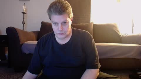 Snapshot of 989guy chatting on February 2025 11:02:01 PM 989guy online show from February 2025 11:02:01 PM