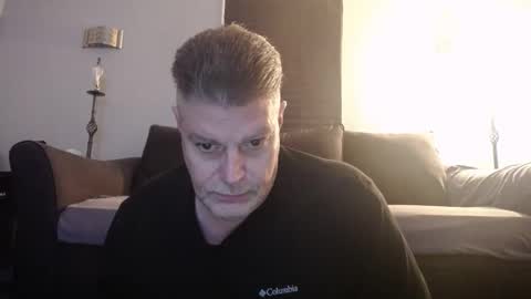 Snapshot of 989guy chatting on January 2026 01:43:02 AM 989guy online show from January 2026 01:43:02 AM