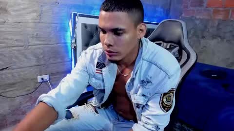 Snapshot of _0324 chatting on February 2025 02:07:01 AM rick online show from February 2025 02:07:01 AM