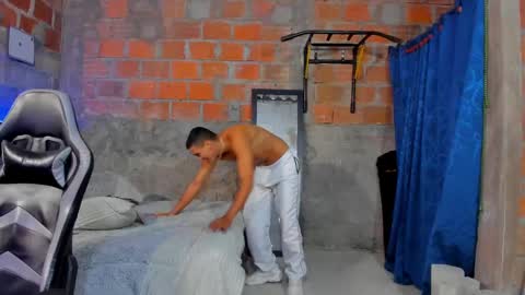 Snapshot of _0324 chatting on February 2025 12:10:02 AM rick online show from February 2025 12:10:02 AM