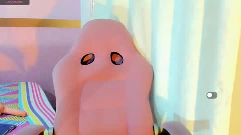 Snapshot of _18alice chatting on December 2024 02:33:02 AM Alice online show from December 2024 02:33:02 AM