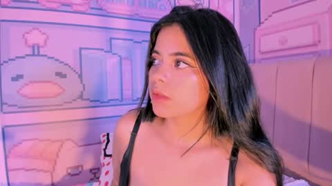 Snapshot of _18alice chatting on February 2025 01:35:02 AM Alice online show from February 2025 01:35:02 AM