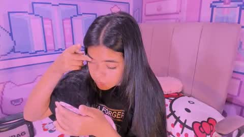 Snapshot of _18alice chatting on February 2025 10:35:01 AM Alice online show from February 2025 10:35:01 AM