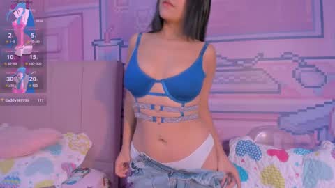 Snapshot of _18alice chatting on March 2025 02:41:02 AM Alice online show from March 2025 02:41:02 AM