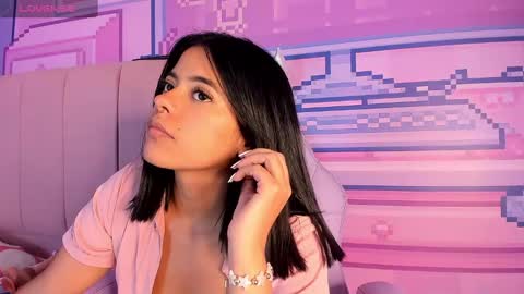 Snapshot of _18alice chatting on October 2025 03:18:02 AM Alice online show from October 2025 03:18:02 AM