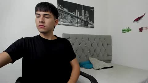 DERECK online show from April 2026 07:31:01 AM