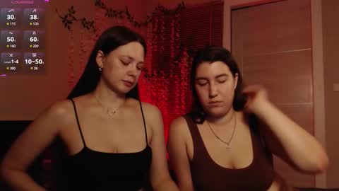 Snapshot of _52_ chatting on December 2025 05:41:01 PM EMILY AND MARCUS online show from December 2025 05:41:01 PM