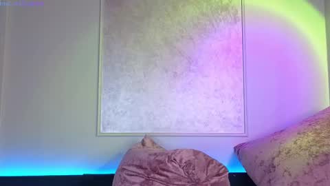 Willow online show from February 2025 09:00:01 AM